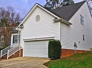 2928 Rainford Ct, Raleigh, NC 27603