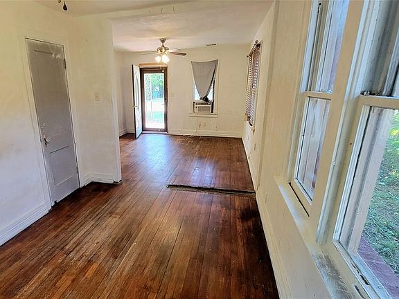 4th image of 3529 NW 14th St
