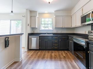 3276 Heathstead Pl, Charlotte, NC 28210