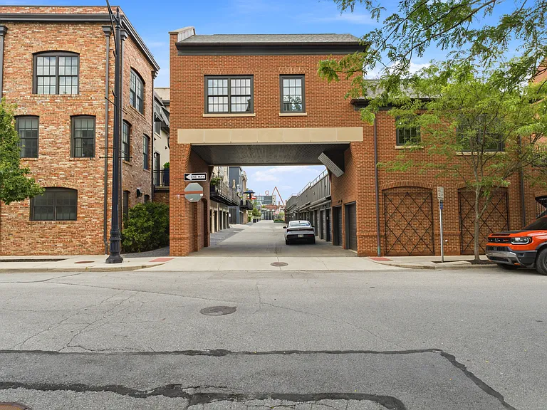 84 Normandy Ave — Photo 26