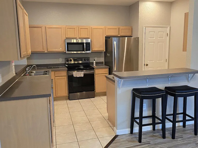 1349 Falling Star Ln — Photo 13
