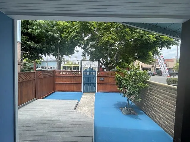 4851 Voltaire St — Photo 2