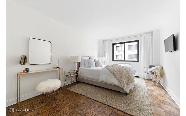 Sold by Douglas Elliman | media 3