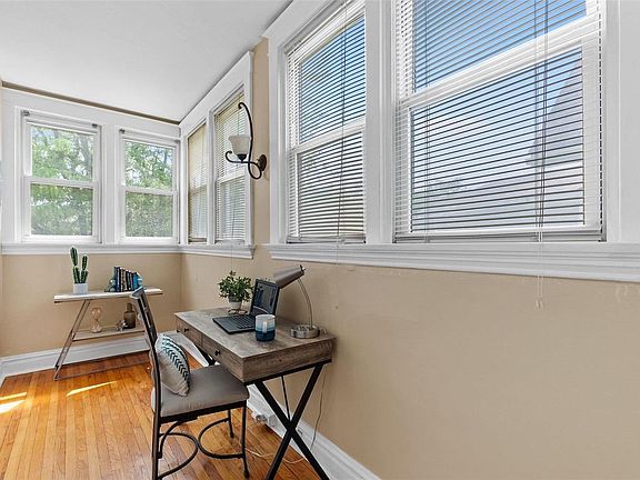 4th image of 5011 S Kingshighway Blvd