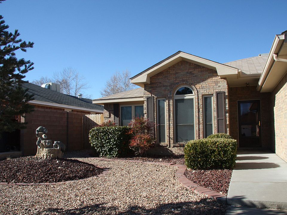 1st image of 7433 Primrose Dr NW