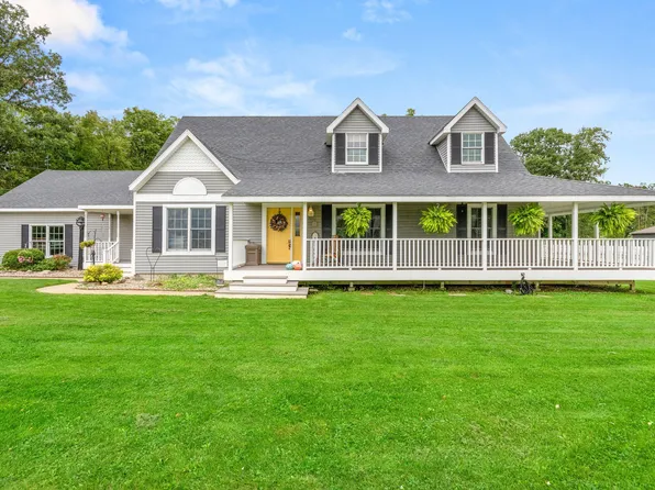 1300 E Monroe Rd, Tecumseh, MI 49286