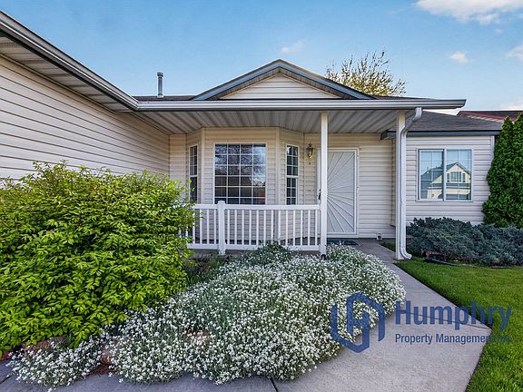 4th image of 2424 S Bluegrass Dr