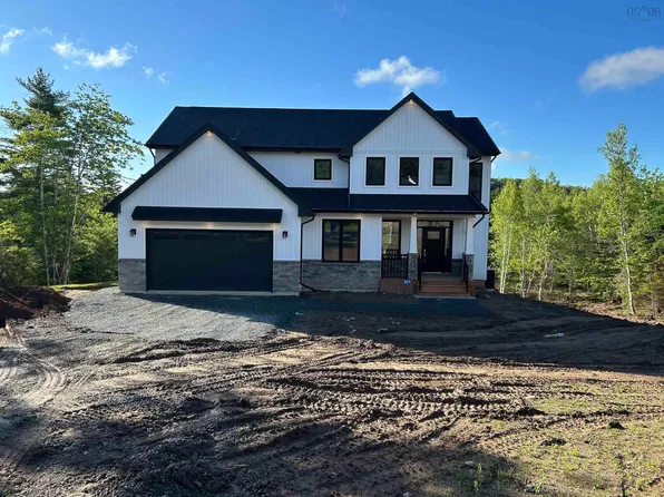 101 Orchid Ct, Middle Sackville, NS B4E 0X2