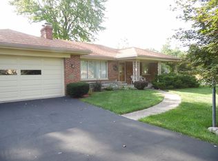 8685 Woodview Dr, Cincinnati, OH 45231