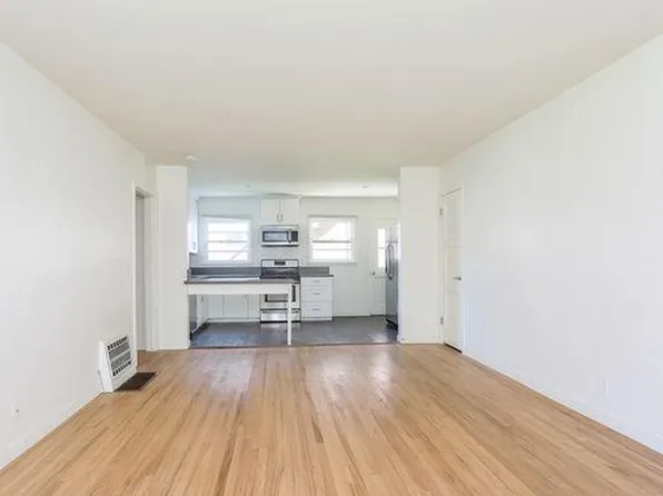 1031 Ocean Park Blvd APT 4, Santa Monica, CA 90405