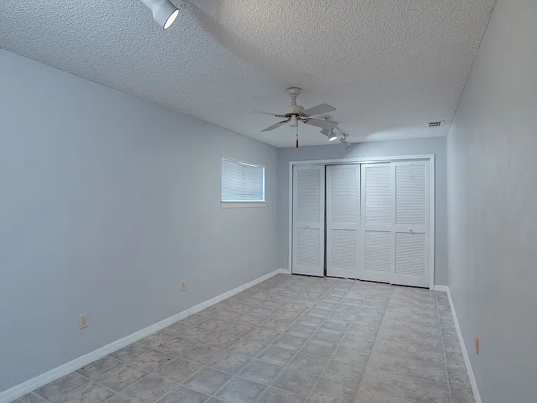 5212 Abelia Dr — Photo 31