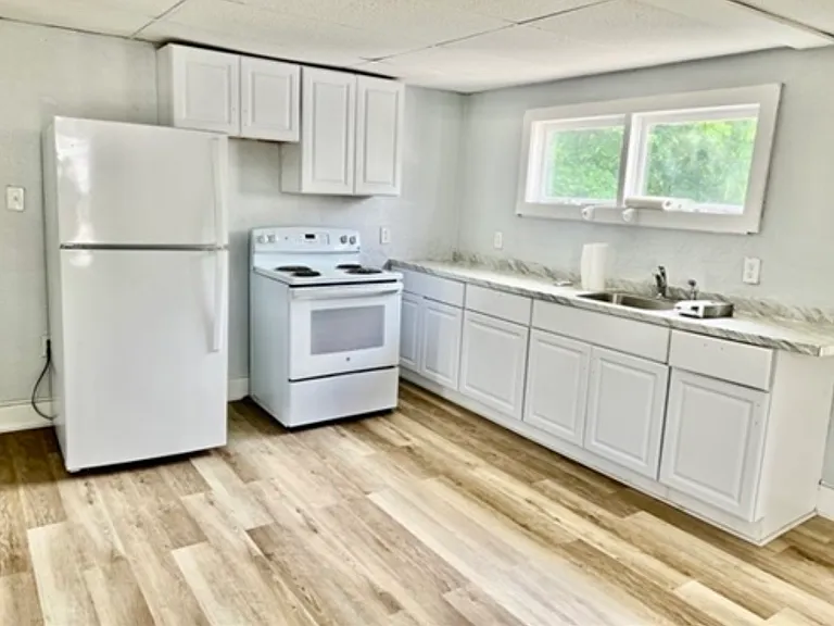 34 Worcester Rd #3 — Photo 2