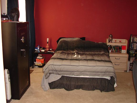 2nd image of 886 Tallgrass Dr