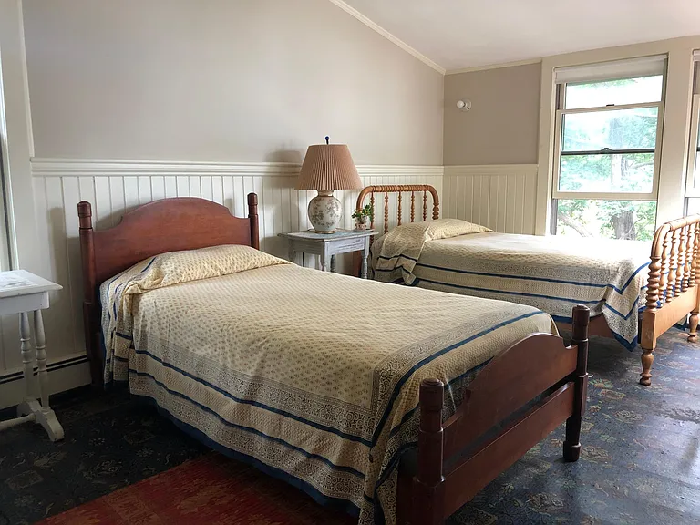 Second floor twin bedroom