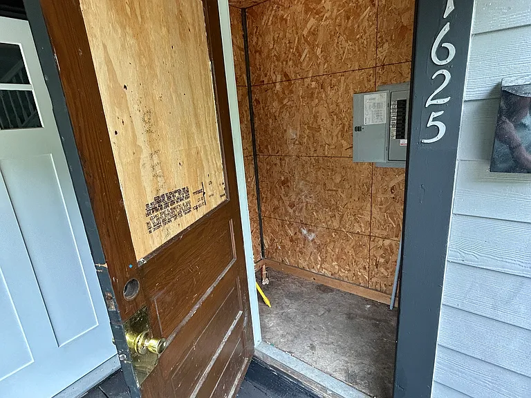 1625 Sturm Ave #2 — Photo 20