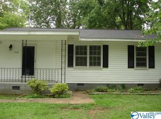 4105 Cloverdale Dr NW, Huntsville, AL 35805