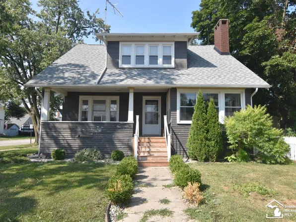 174 College Ave, Britton, MI 49229