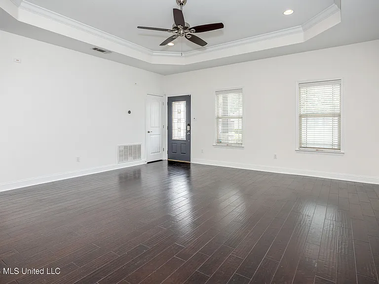 931 Old Towne St — Photo 28