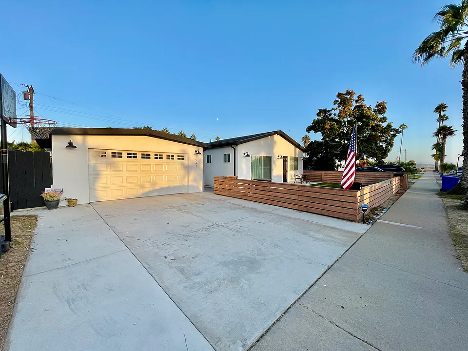 1441 Louden Ln #1