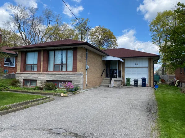 16 Chrysler Cres, Toronto, ON M1R 2L8