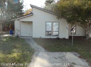 6536 Wicklow Pl, Fayetteville, NC 28304