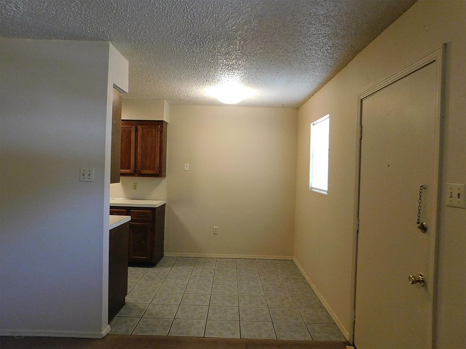 2nd image of 3109 S 14th St APT 5