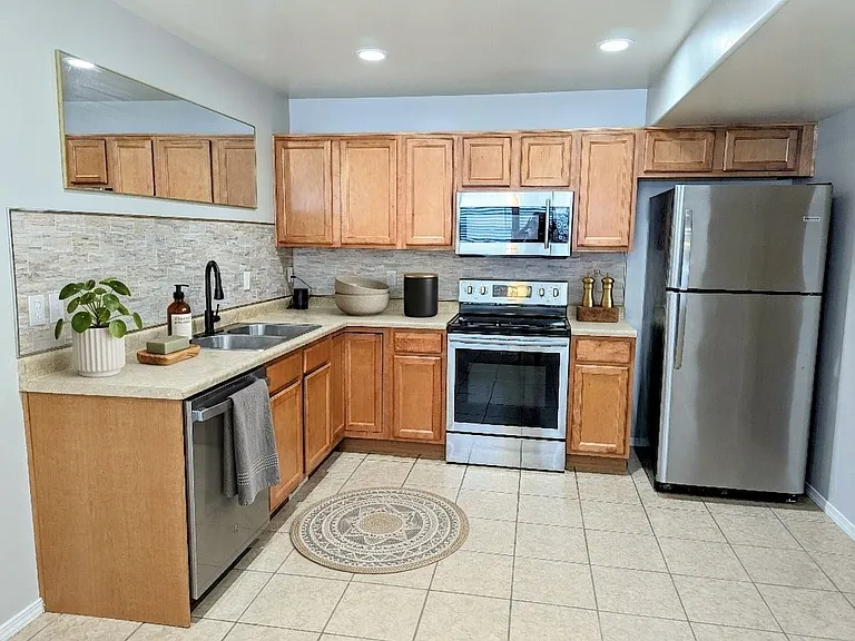 118 E 1810 N — Photo 3