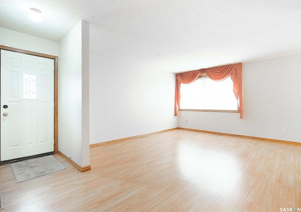 1st image of 4515 Castle ROAD