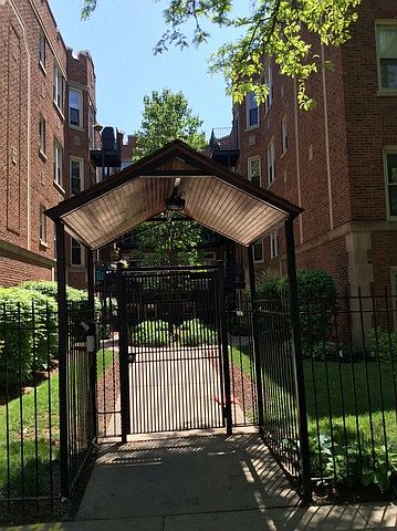 1st image of 1647 W Pratt Blvd APT 2A