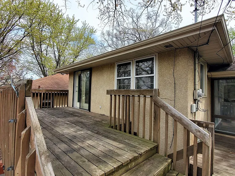 3325 Beard Ave N — Photo 21