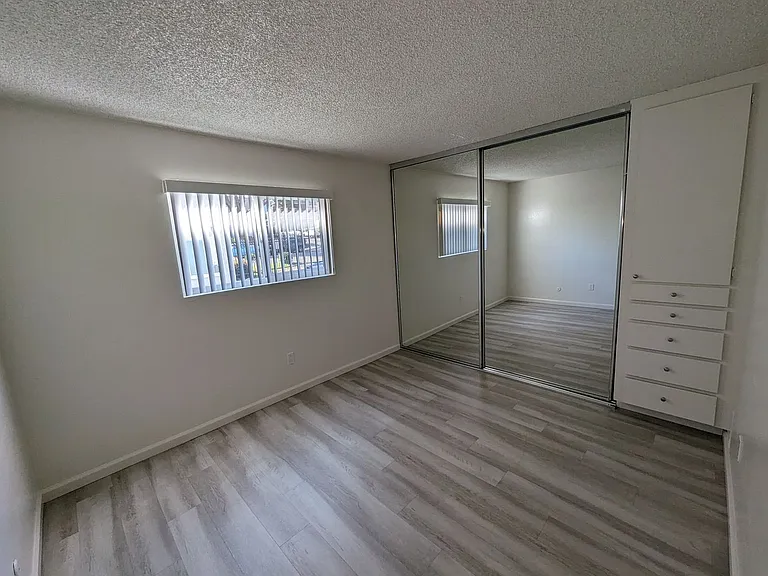 Vista Capri Apartments in Kearny Mesa — Photo 27