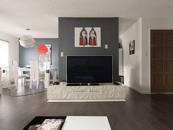 2nd image of 505 Cypress Point Dr Unit 87