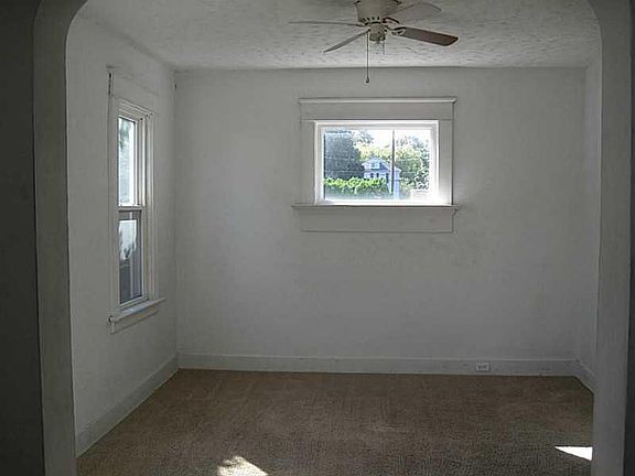 5th image of 1109 W 21st St