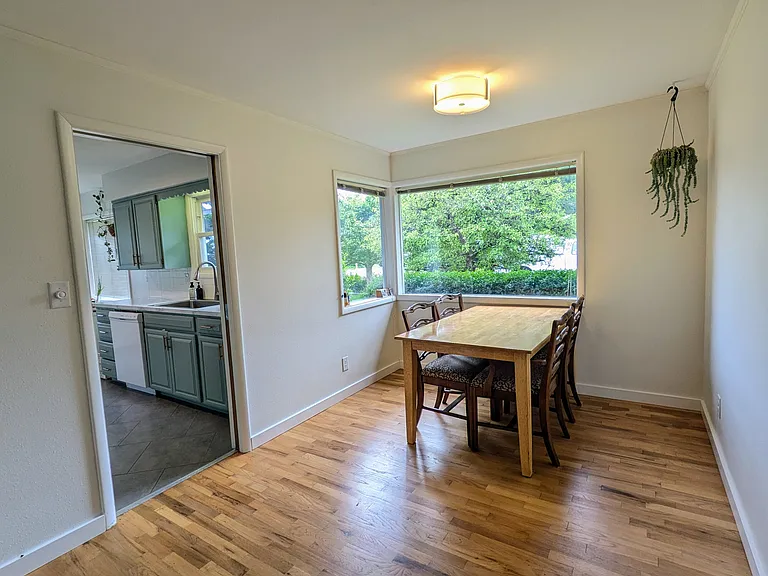 3103 Plymouth Dr — Photo 6