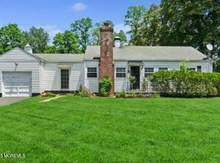 565 Prospect Ave, Little Silver, NJ 07739