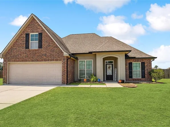 10144 Nanterre Ct, Madisonville, LA 70447