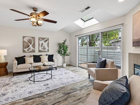 4th image of 642 Laurel Grove Circle