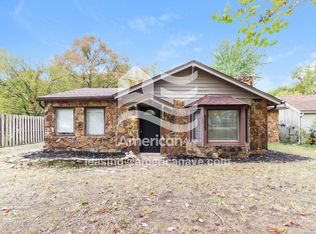 5533 Cartledge Ct, Louisville, KY 40214