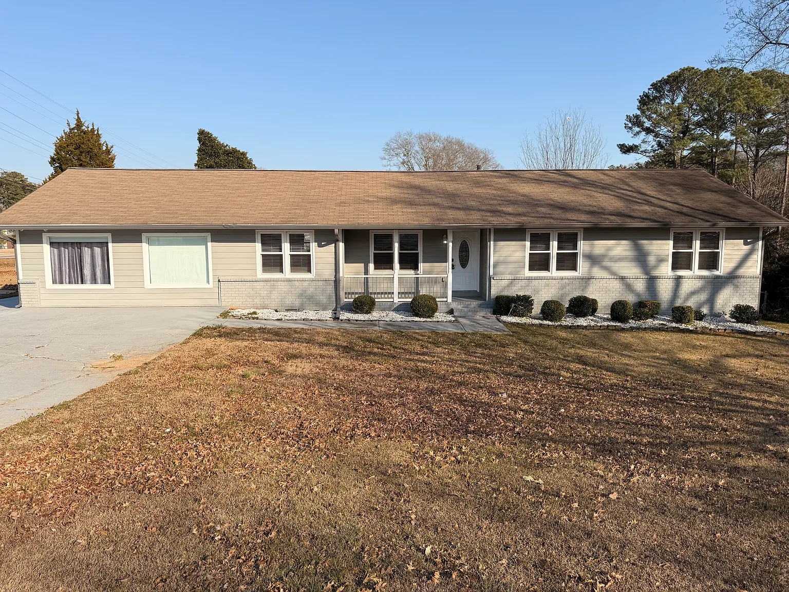 3 bed, 2000 sqft, $4,000 — Photo 1