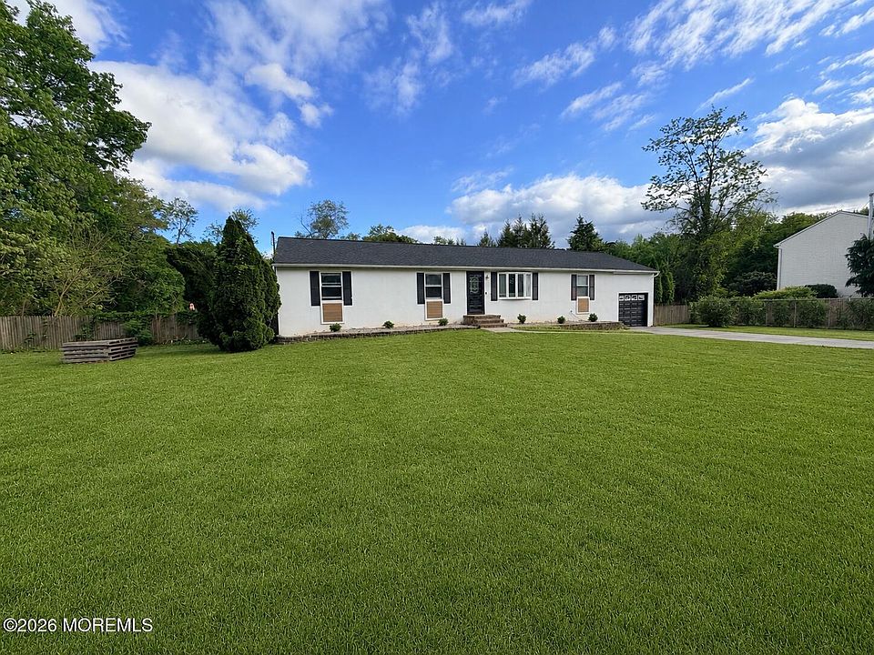 1st image of 570 Eltone Road