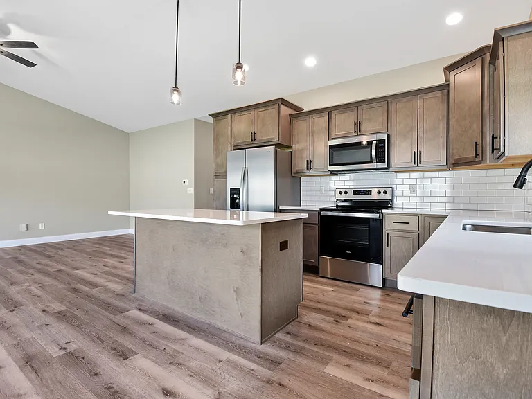 1608B Delane Dr #B — Photo 12