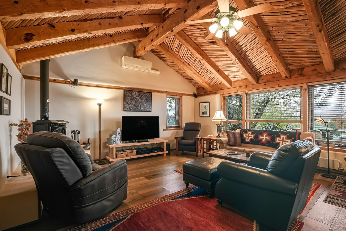 next background image