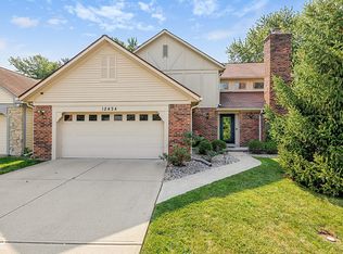 12424 Charing Cross Rd, Carmel, IN 46033