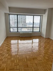 Rented by Solow Realty
