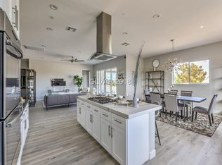390 E Kimberly Dr, Henderson, NV 89015