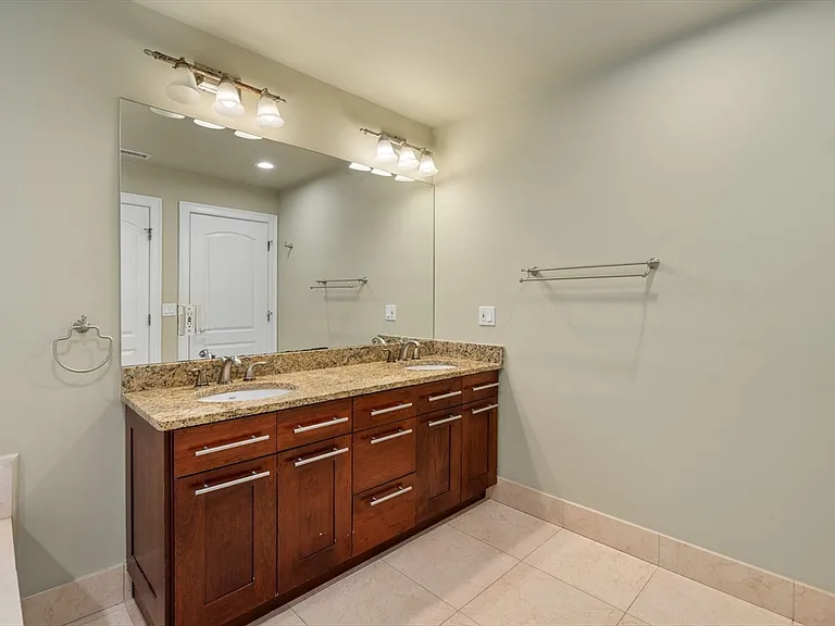 31 Florence Rd #31 — Photo 14