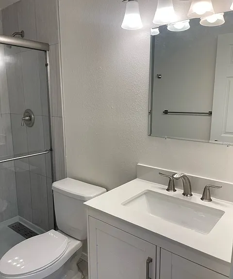 1028 E Woolsey Dr — Photo 8