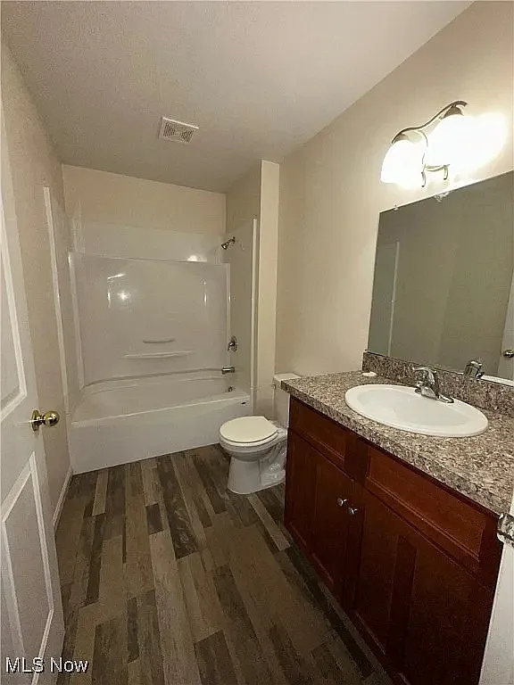5 bed, 1466 sqft, $1,395 — Photo 4