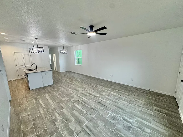 2818 N Platino Dr — Photo 8