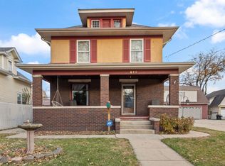 610 Watson St, Aurora, IL 60505